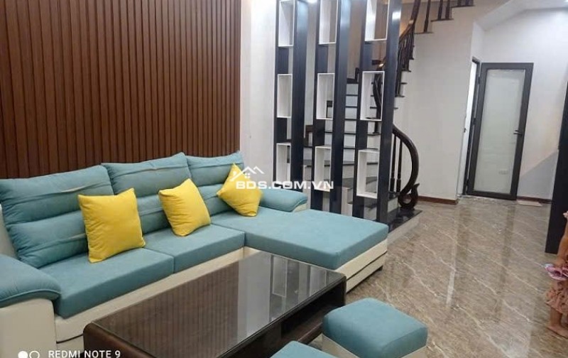 Bán nhà 6 tầng ngõ 68 Nguyễn văn Linh, phường Thạch Bàn – 34 m2, giá 5,xx tỷ.